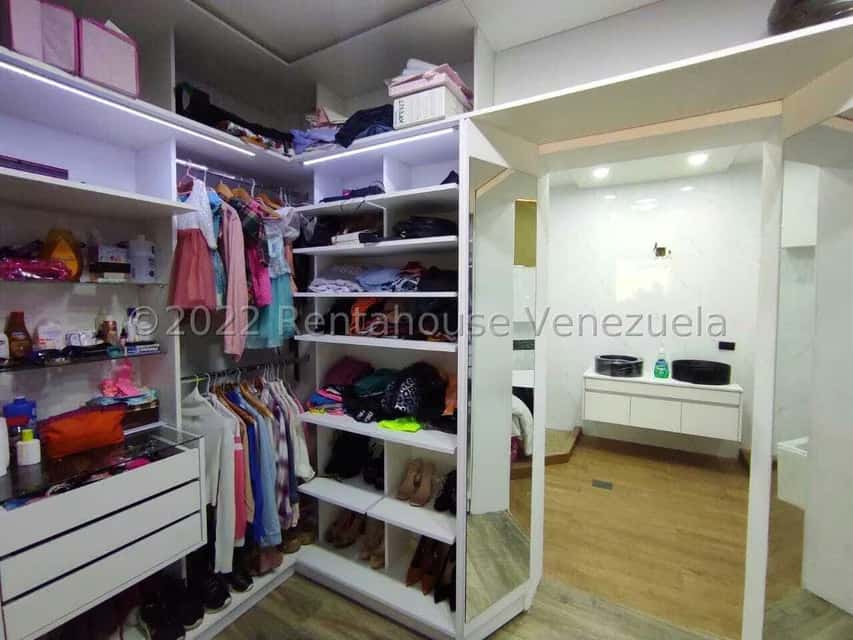 View 24