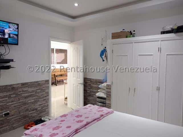 View 25