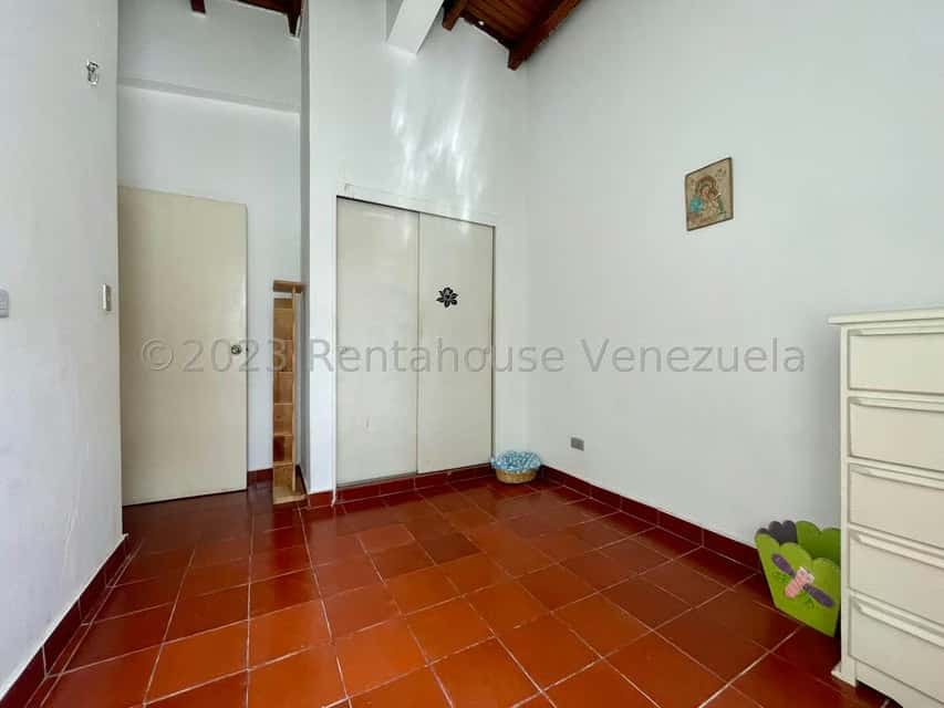 View 25