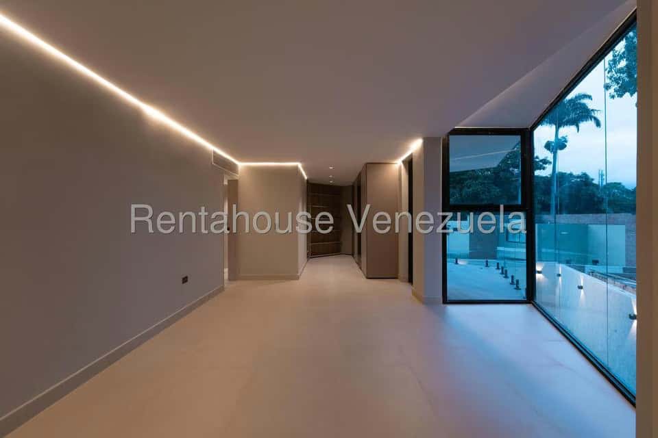 View 19