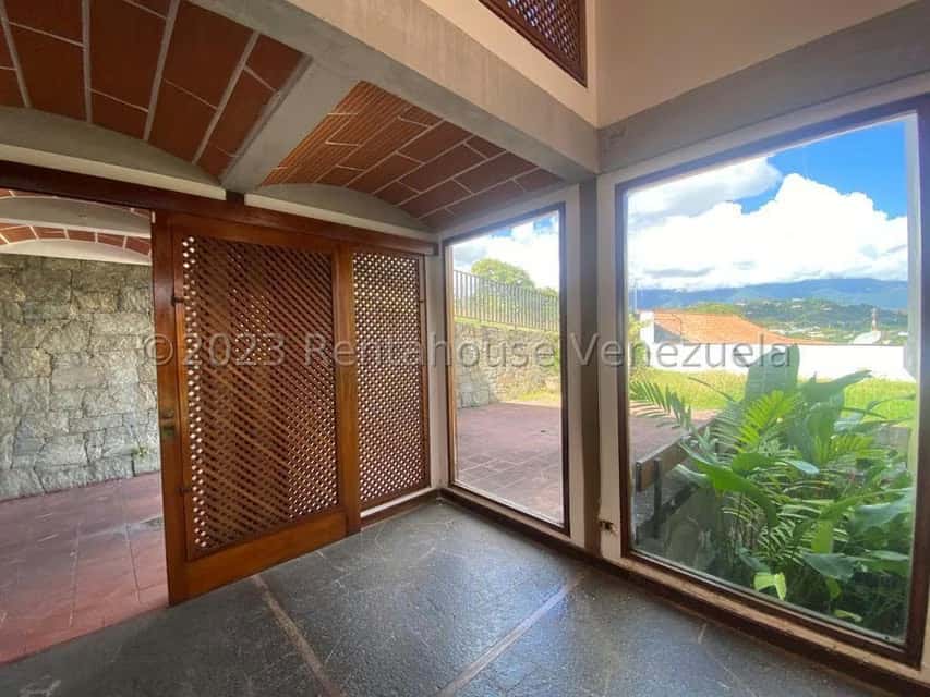 View 25