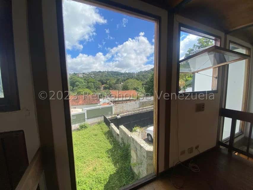 View 32