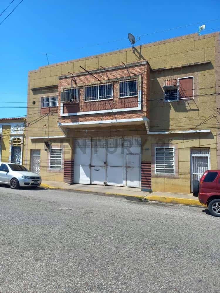 View 1