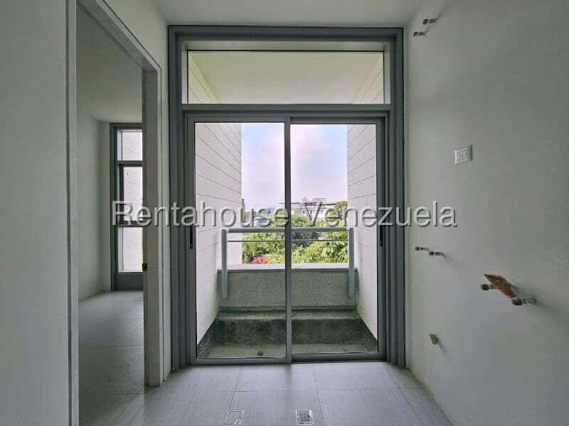View 18
