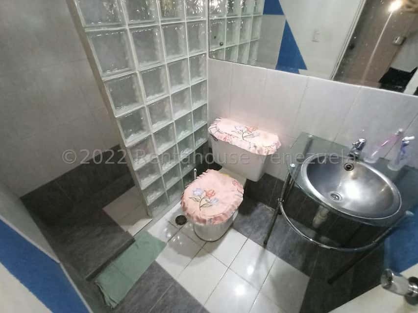View 25
