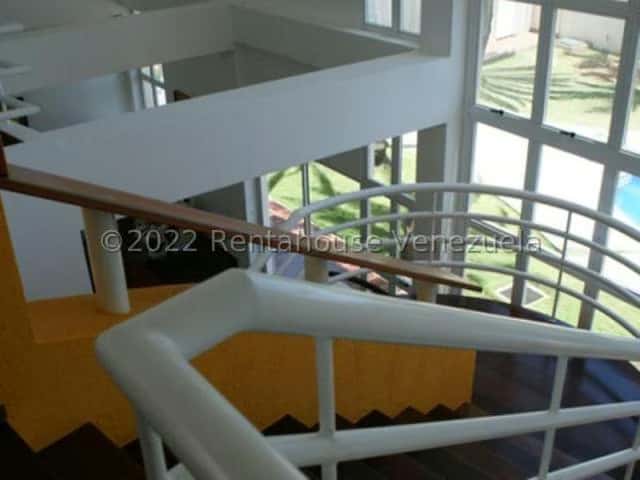 View 8