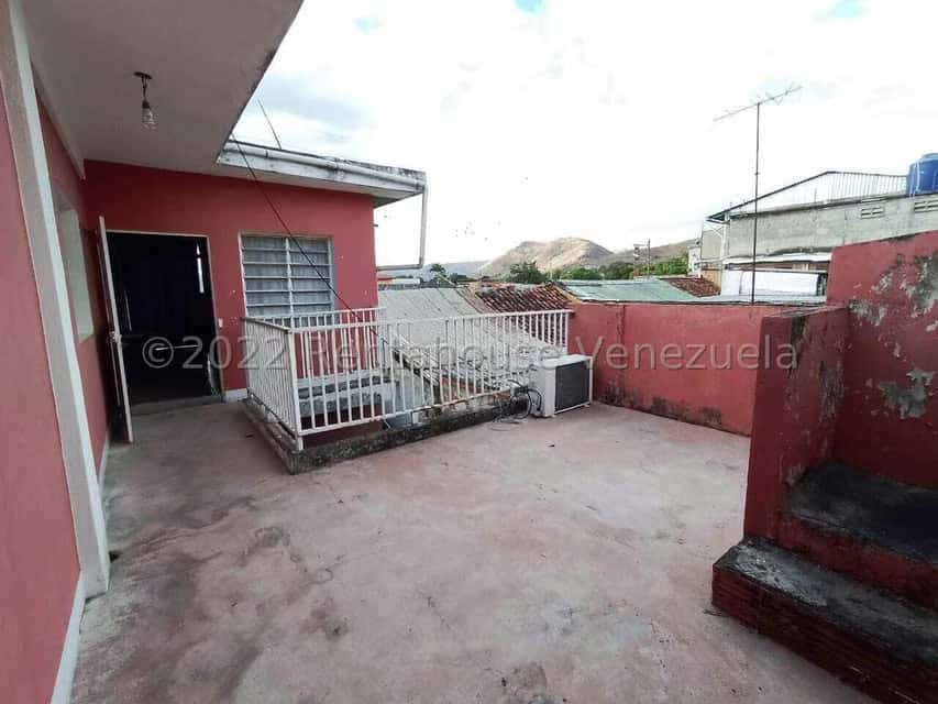 View 25