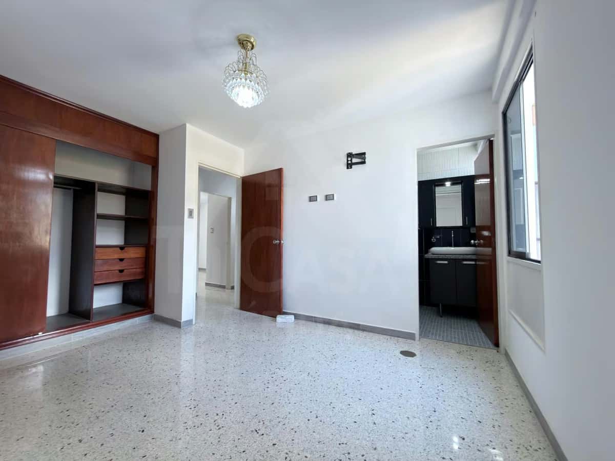Vista 12