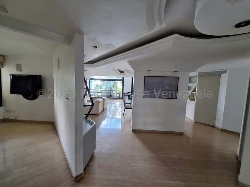 View 32