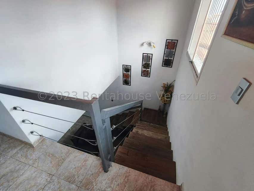 View 32