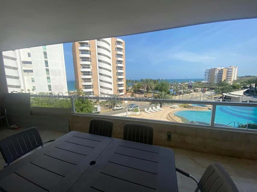 View 28