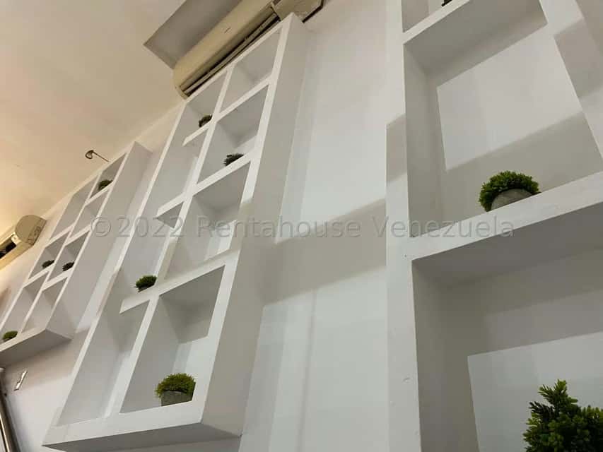View 24