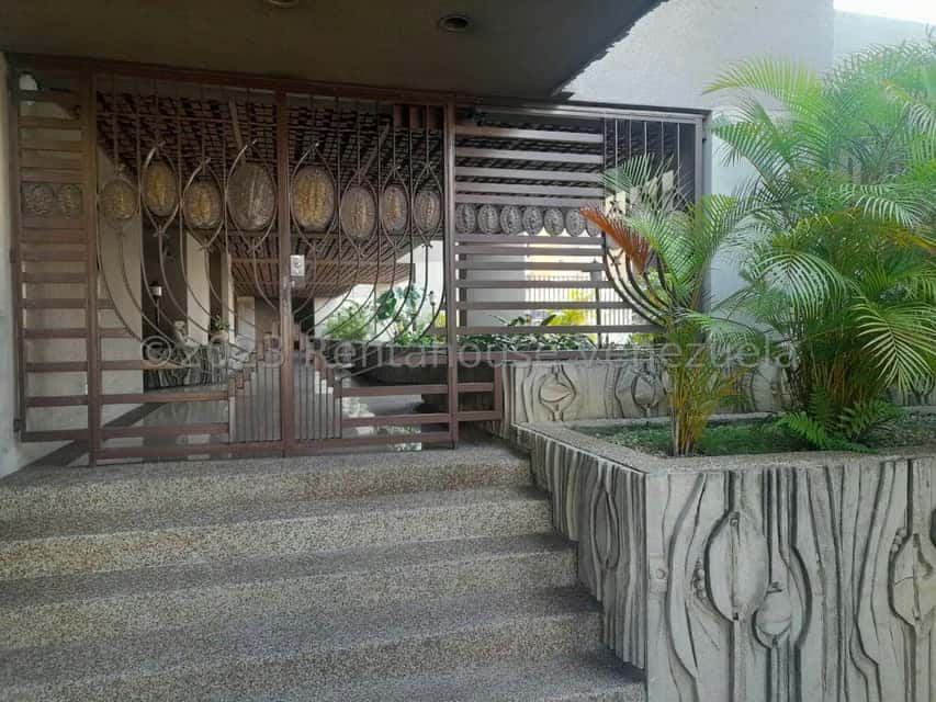 View 2