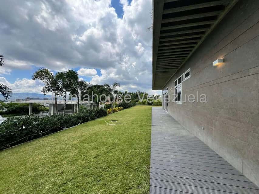 View 19
