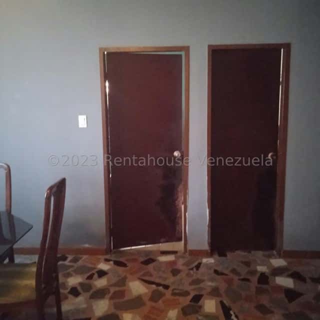 View 32
