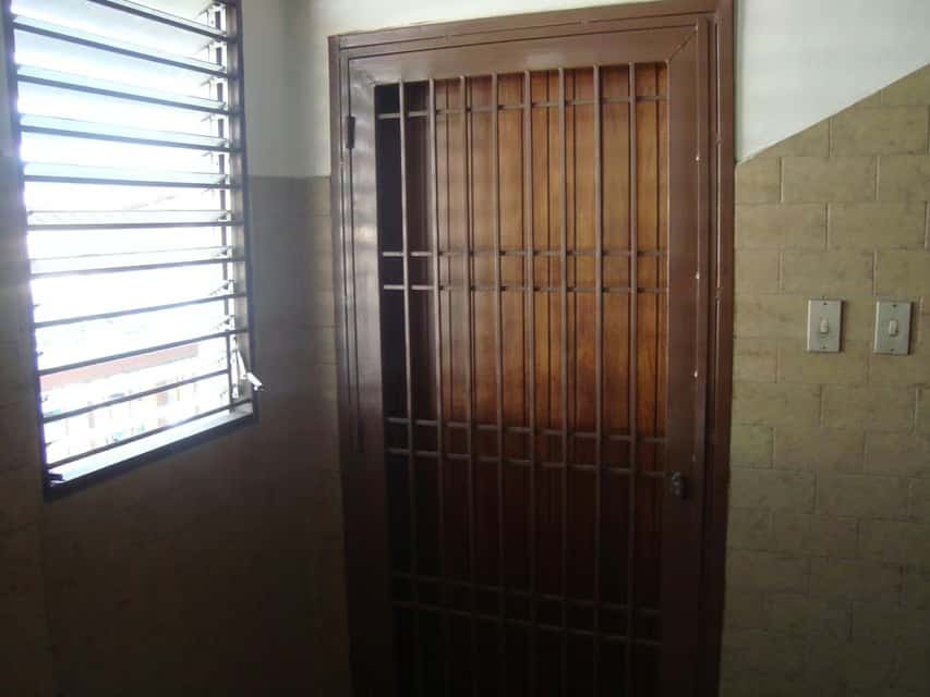 View 25