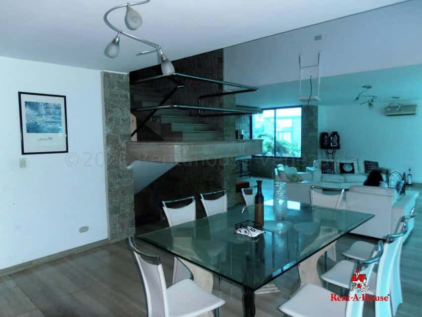 View 25