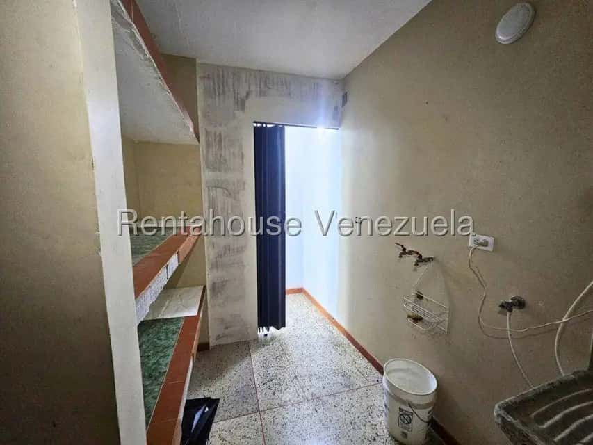 View 28