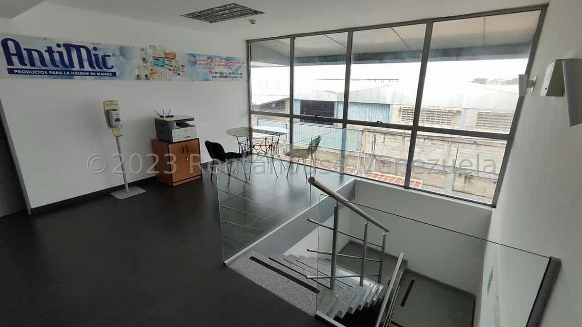 View 32