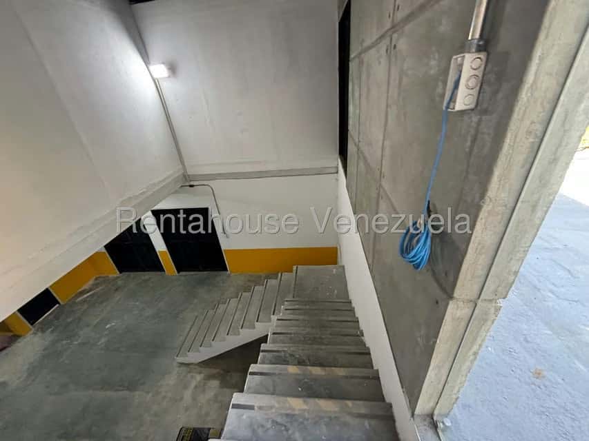 View 25