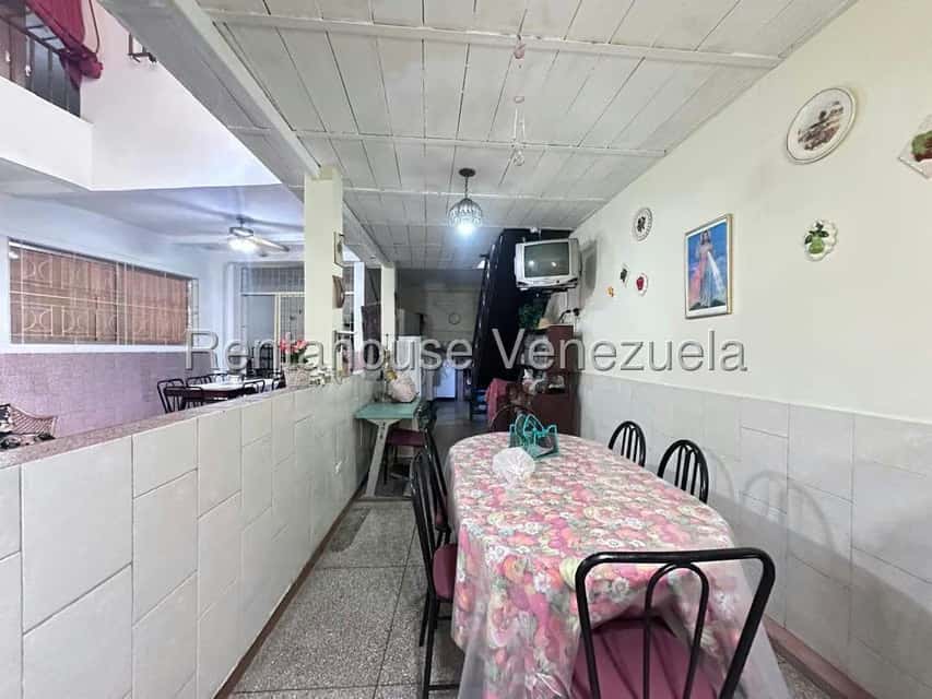View 24