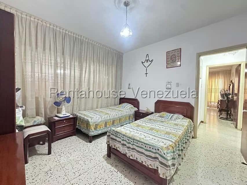 View 32