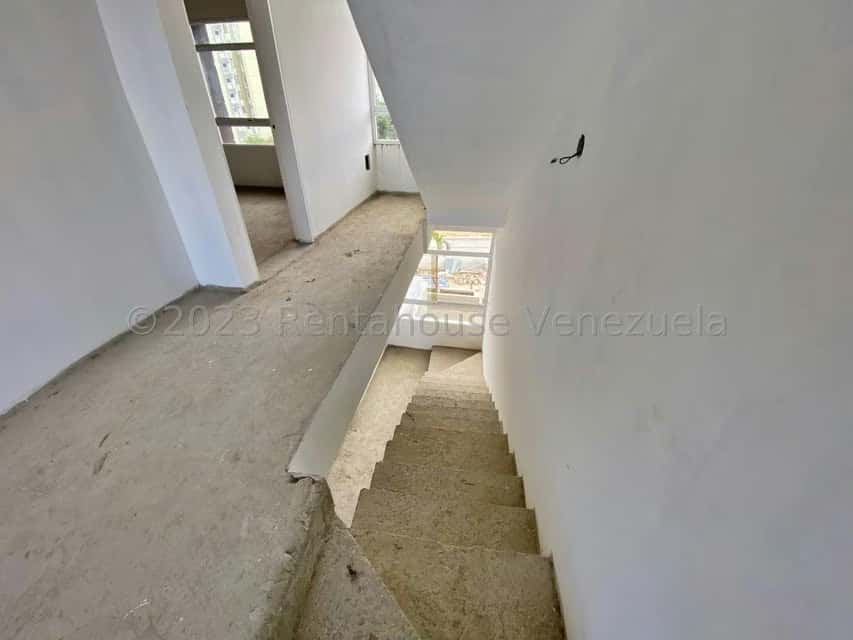 View 16