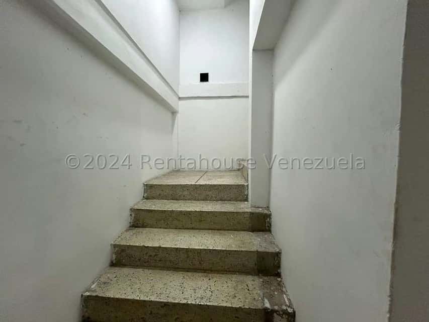 View 25