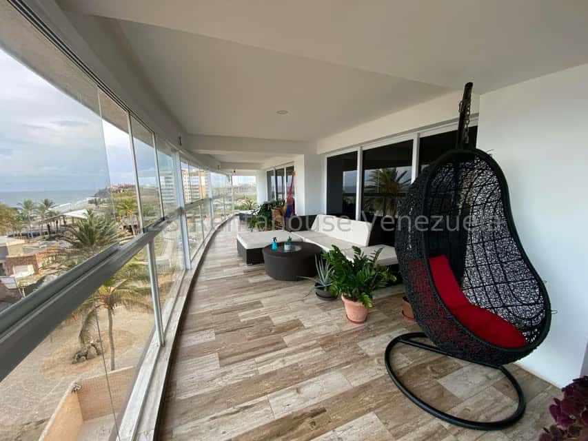 View 18