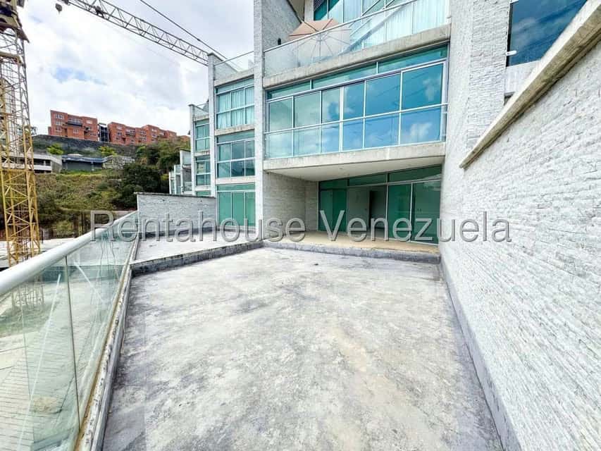 View 16