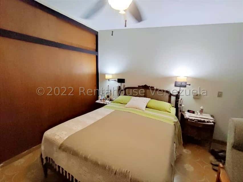 View 25