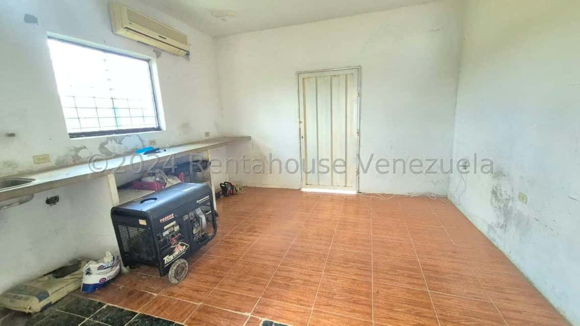 View 28