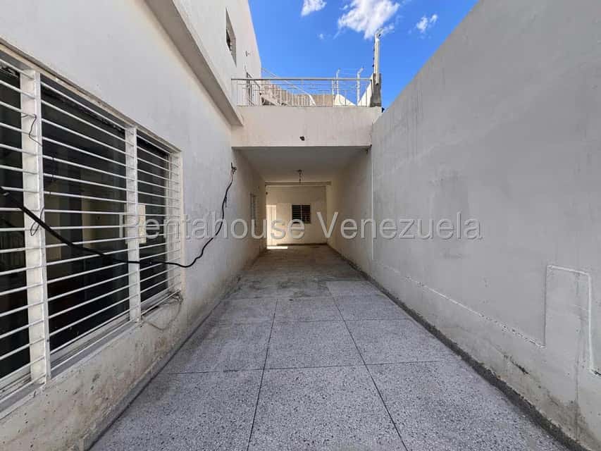 View 28
