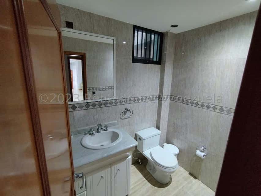 View 25
