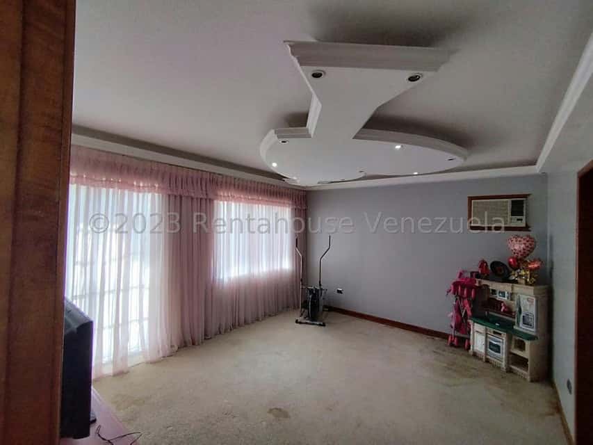 View 32