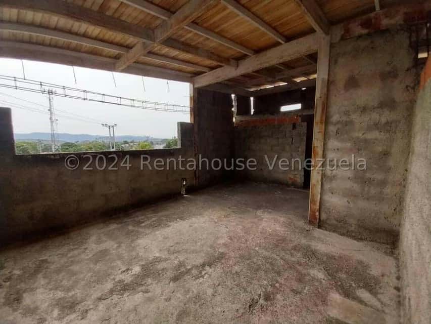 View 32