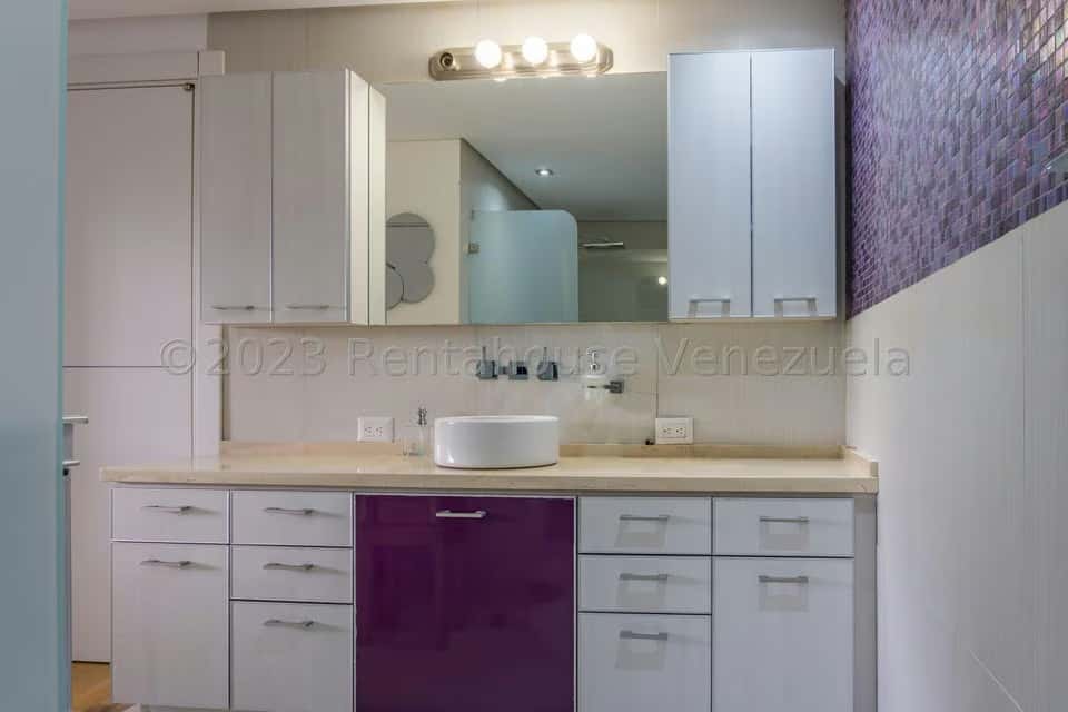 View 25