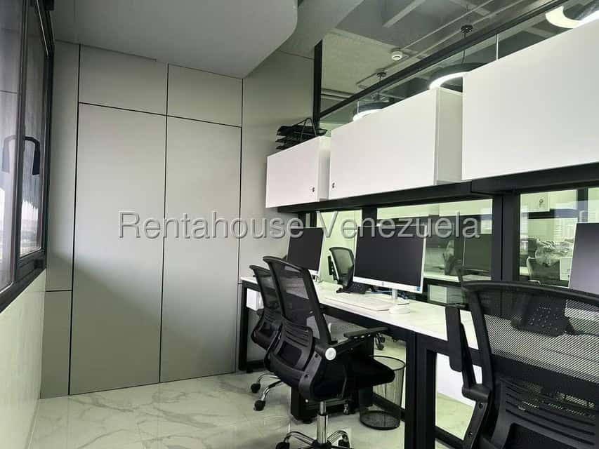 View 16