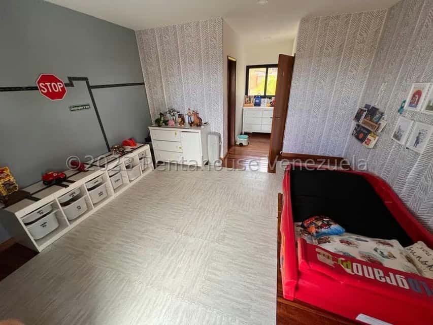 View 81