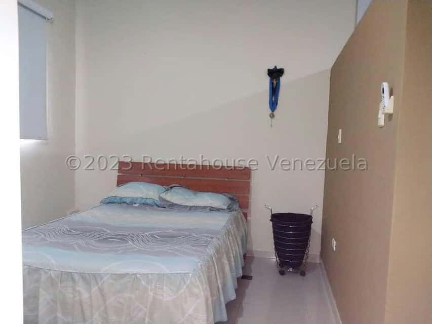 View 25