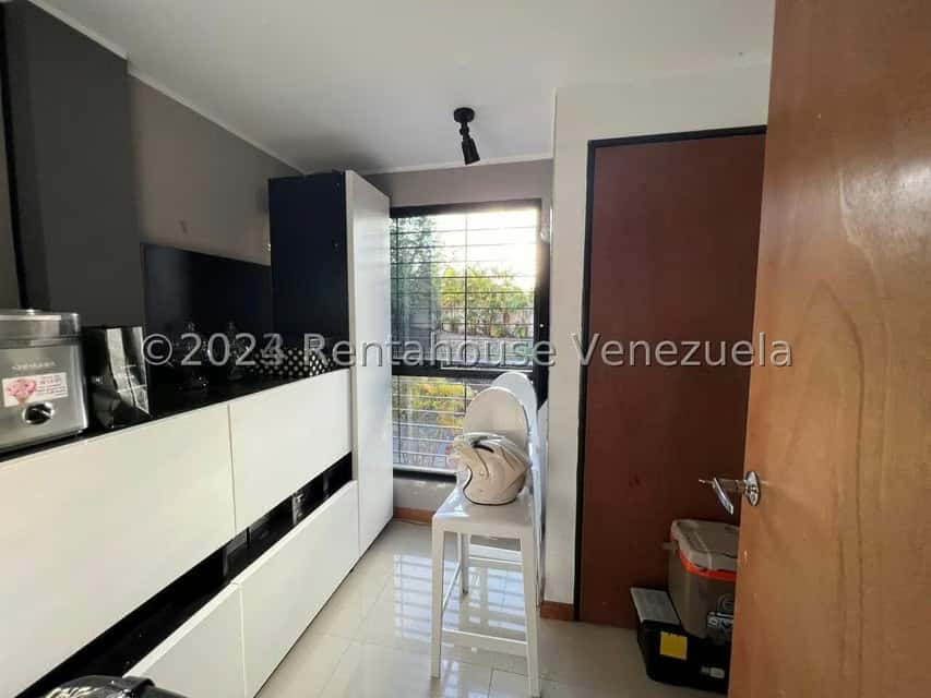 View 24