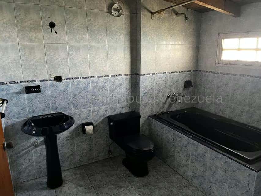 View 28