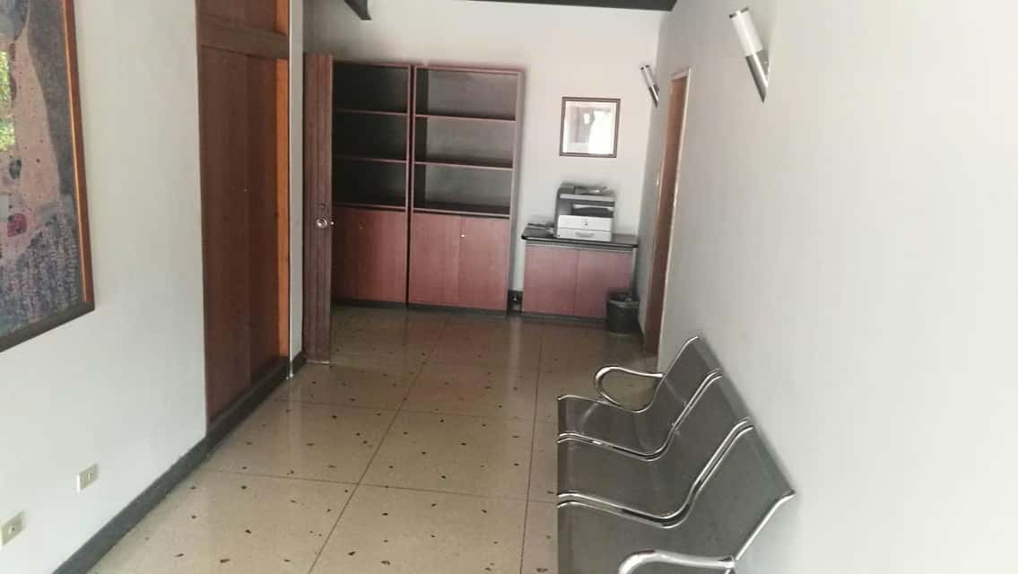 View 32