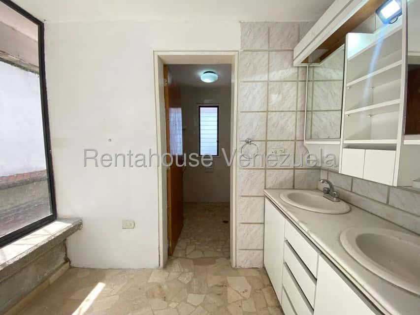 Vista 24