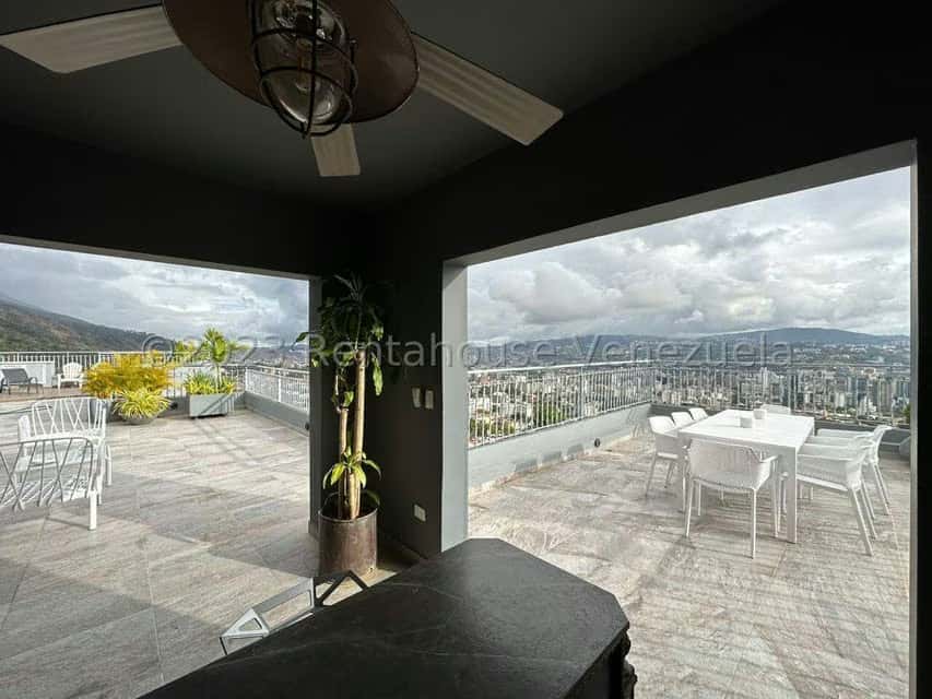 View 16