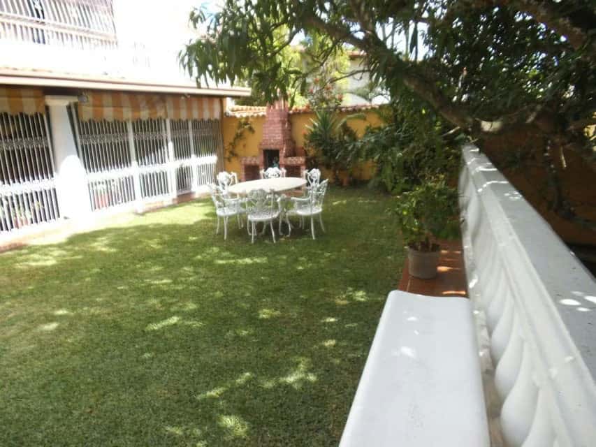 Vista 24
