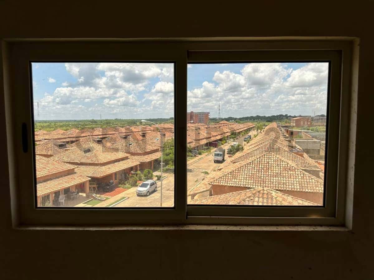 View 25