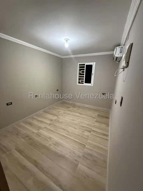 Vista 12
