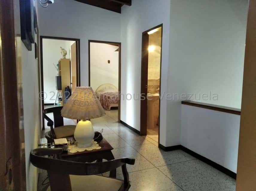 View 16