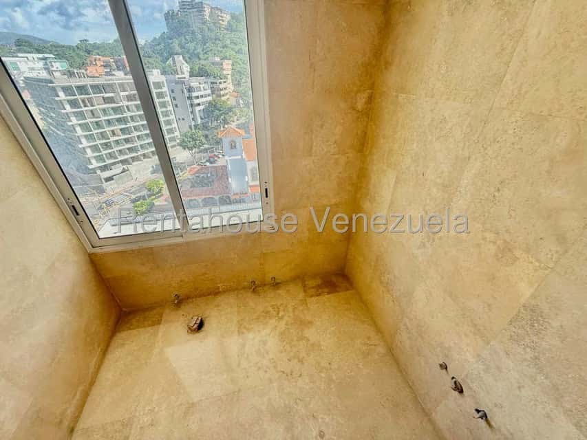 View 25